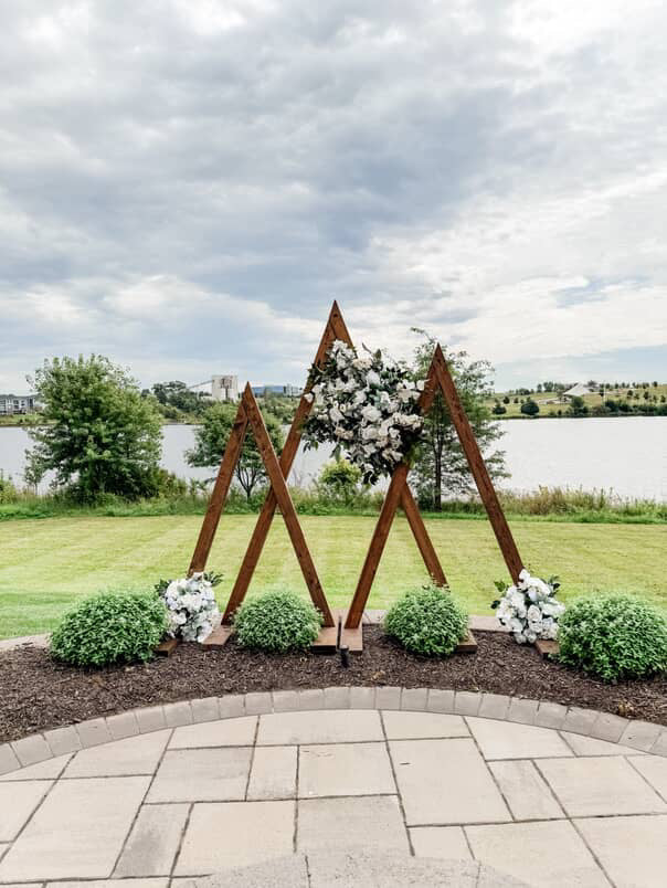 3 Triangle Stained Backdrop