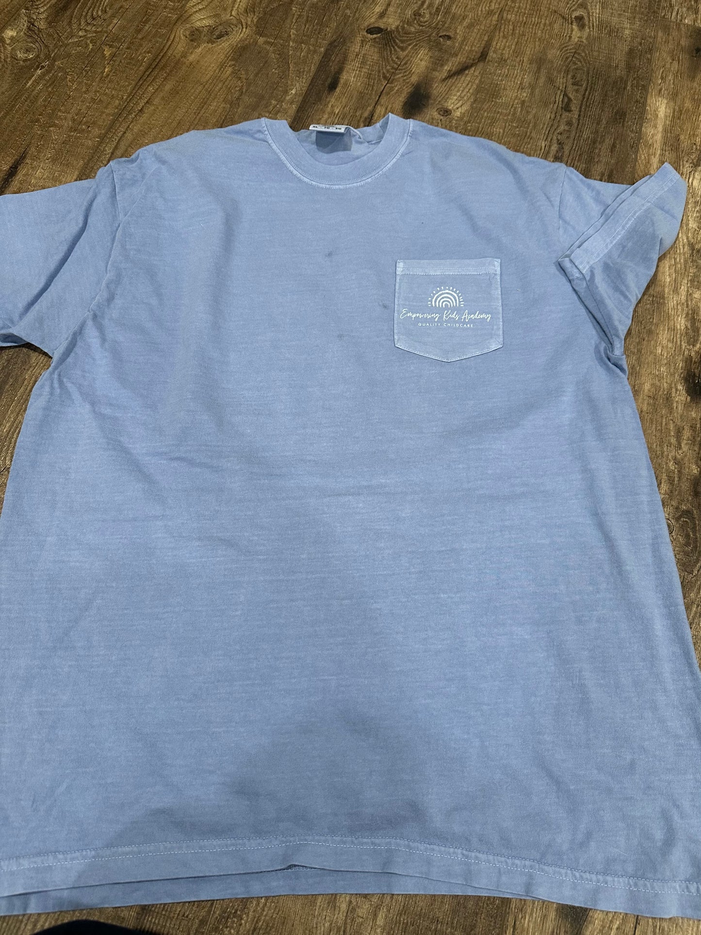 EXTRA LARGE tee