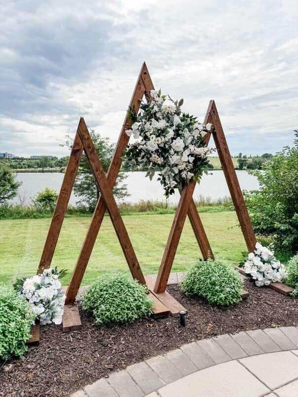 3 Triangle Stained Backdrop