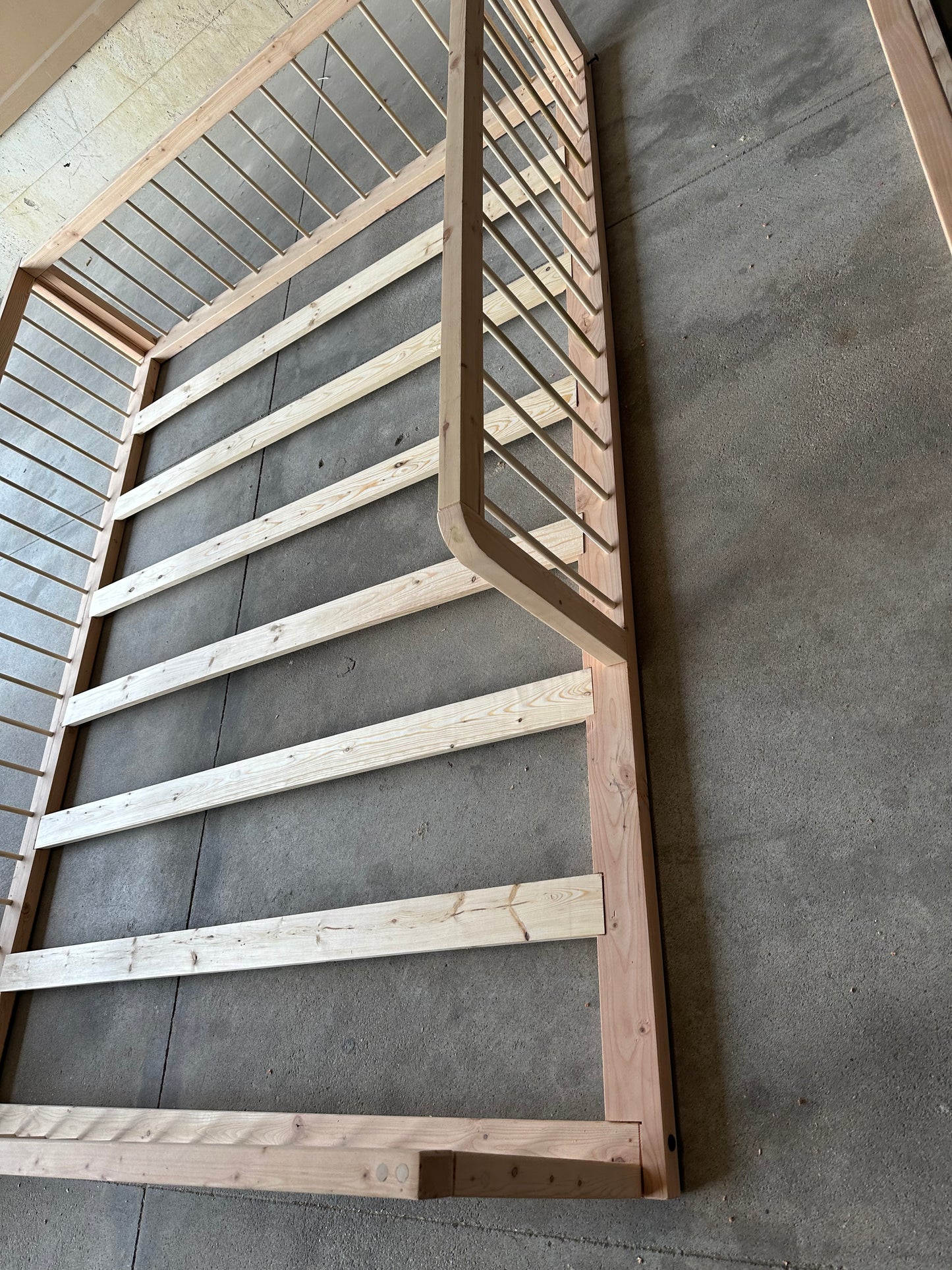 Montessori Floor Bed with slats