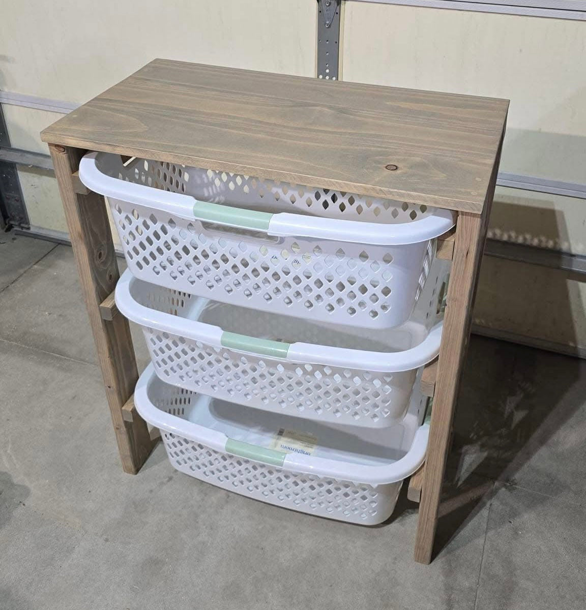 Laundry basket Holder